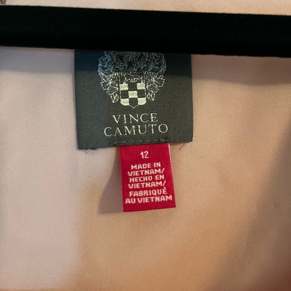 Blush Dress - Picture 3 of 7